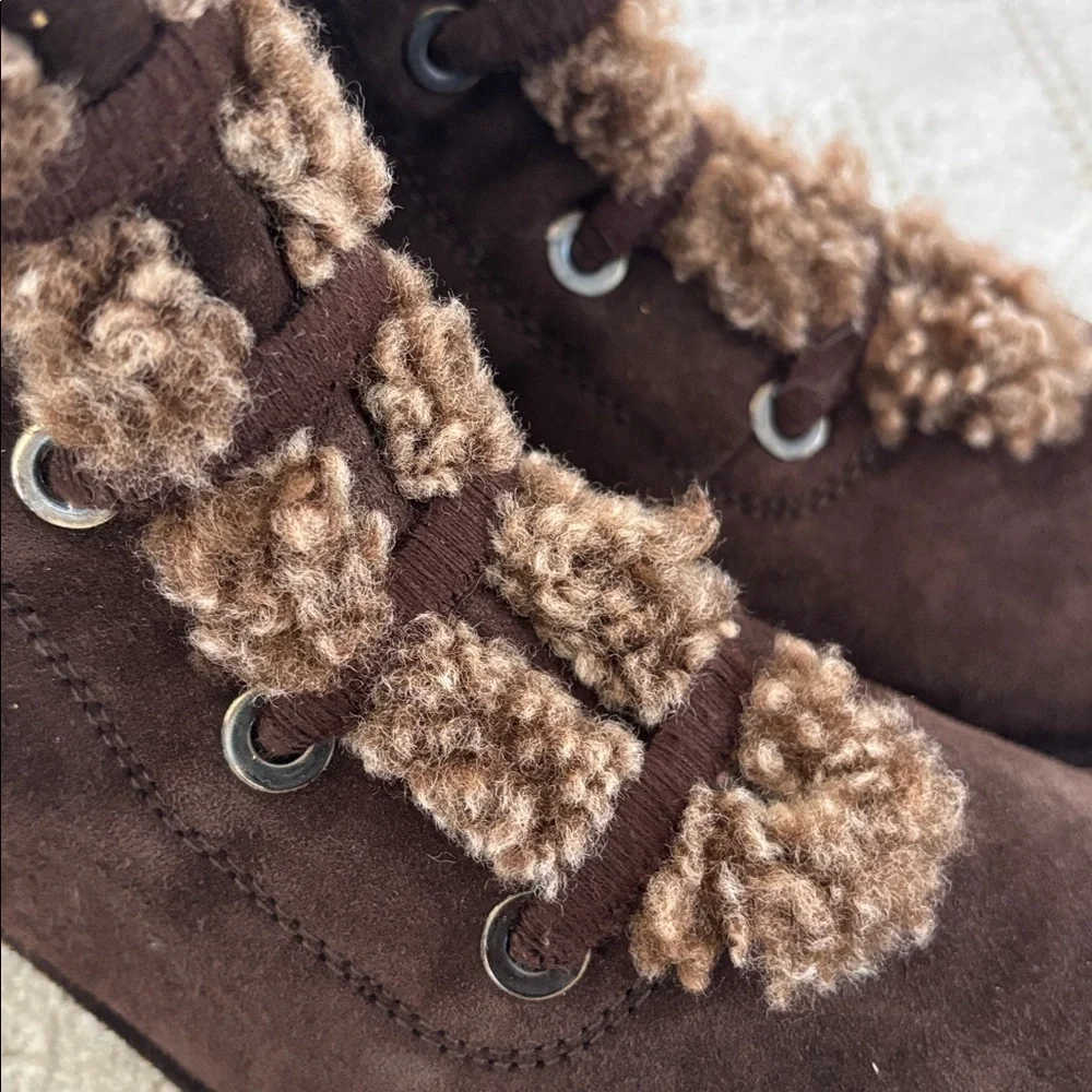 Stuart Weitzman ankle lace up faux shearling‎ fur fleece Suede winter boots Sz 8